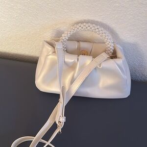 Elegant Cream Handbag with Pearl Handle